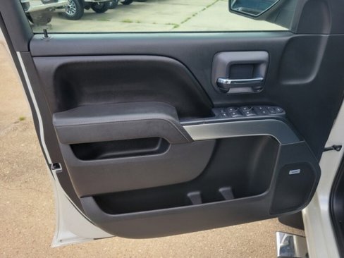 Used 2015 Chevrolet Silverado 1500 LT w/ Custom Sport Edition image 19