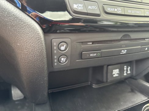 Used 2017 Honda Pilot Elite image 37