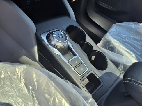 New 2025 Ford Escape SE image 14