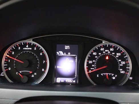 Used 2016 Toyota Camry SE image 11