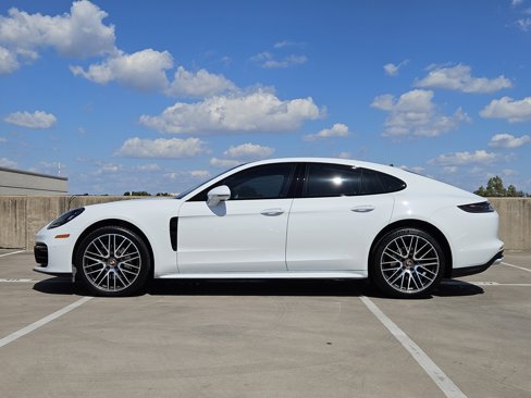 Certified 2021 Porsche Panamera image 2