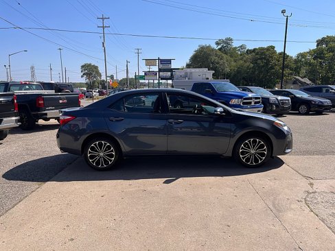 Used 2015 Toyota Corolla S image 5