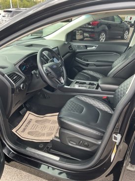 Used 2024 Ford Edge Titanium image 10