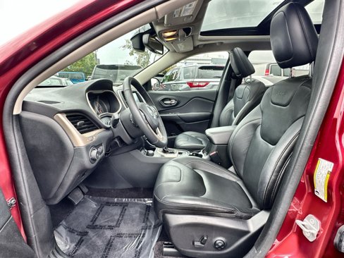 Used 2016 Jeep Cherokee Limited image 13