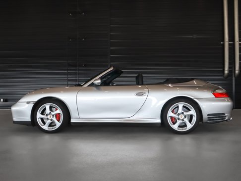 Used 2004 Porsche 911 Carrera 4S image 2