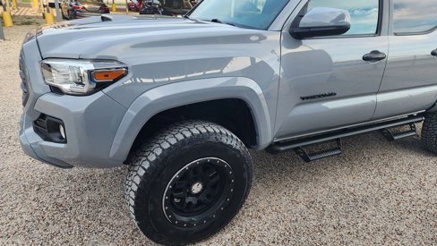 Used 2021 Toyota Tacoma TRD Sport image 16