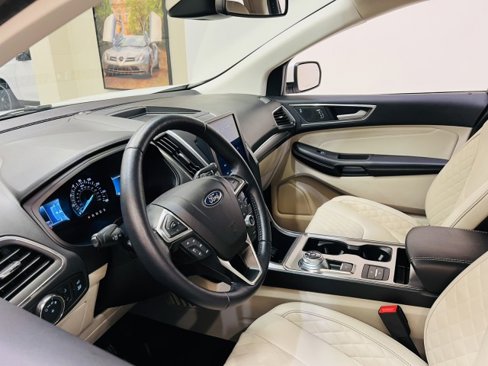 Used 2023 Ford Edge Titanium image 6