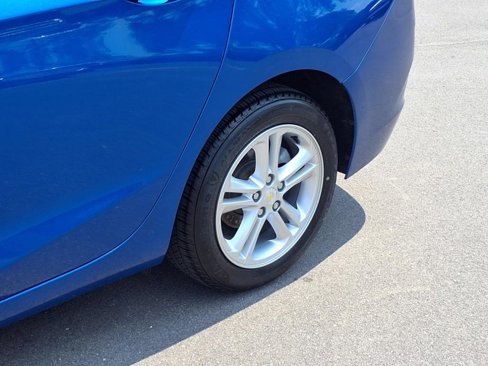 Used 2016 Chevrolet Cruze LT w/ Convenience Package image 27