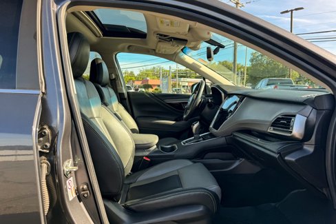 Certified 2020 Subaru Outback Onyx Edition XT w/ Popular Package #2 image 9