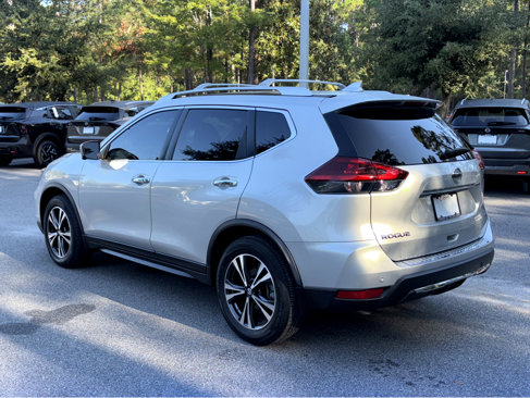 Used 2019 Nissan Rogue SV w/ Premium Package image 37