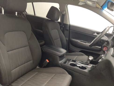 Used 2022 Kia Sportage LX image 21