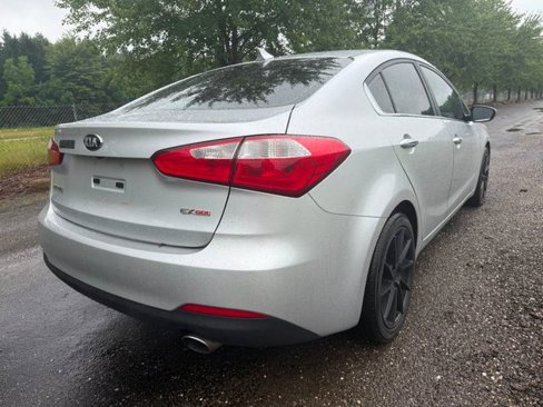 Used 2016 Kia Forte EX image 4