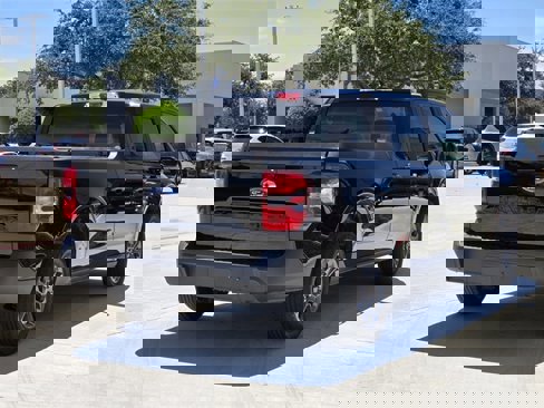 Used 2022 Ford Maverick XLT image 4