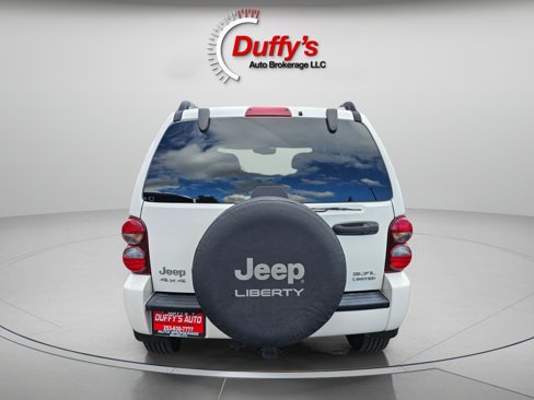 Used 2005 Jeep Liberty Limited image 15