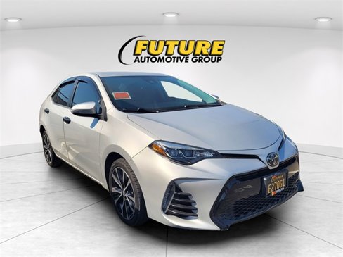 Used 2019 Toyota Corolla SE image 1