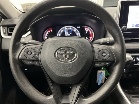 Used 2023 Toyota RAV4 LE image 14