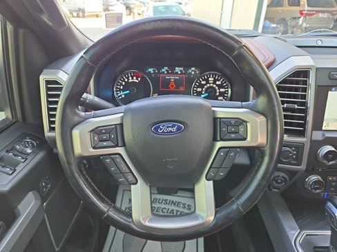 Used 2018 Ford F150 Platinum w/ Equipment Group 701A Luxury image 20