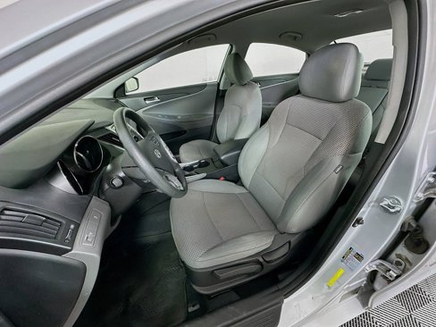 Used 2011 Hyundai Sonata GLS image 19