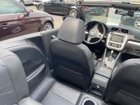 Used 2012 Volkswagen Eos Komfort image 40