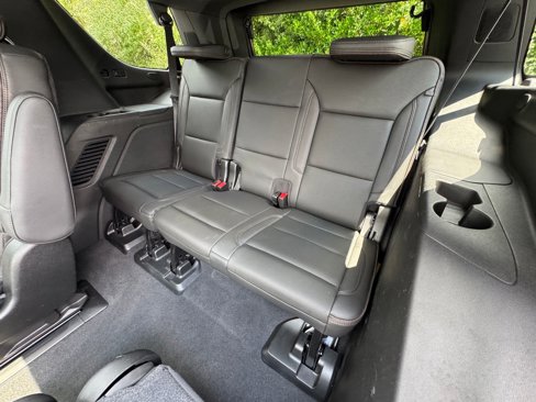 Used 2021 Chevrolet Tahoe High Country w/ Premium Package image 28