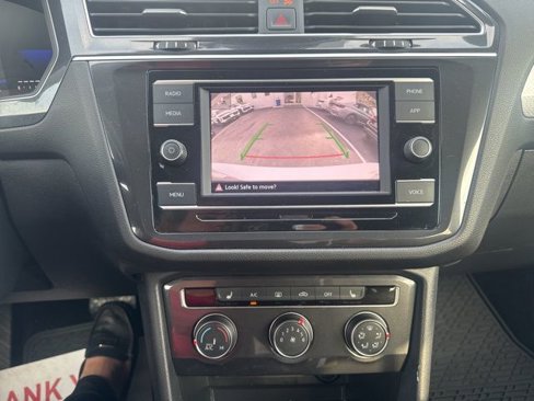 Certified 2024 Volkswagen Tiguan S image 11