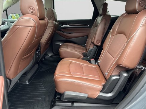 Used 2018 Buick Enclave Avenir image 10