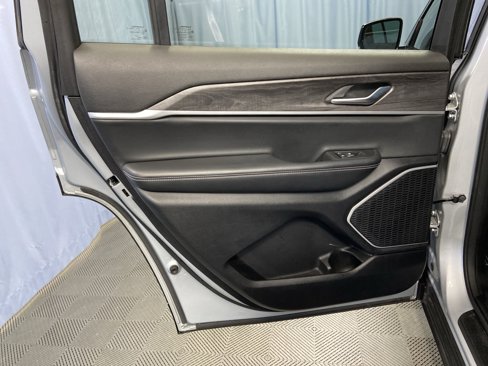 Certified 2021 Jeep Grand Cherokee L Limited image 25