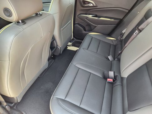 New 2025 Chevrolet Trax ACTIV w/ Driver Confidence Package image 27