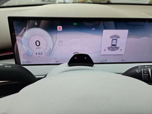 New 2026 Genesis Electrified GV70 image 13