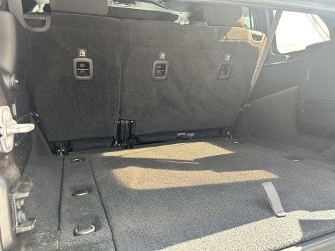 Used 2018 Jeep Wrangler Unlimited Sport S image 7