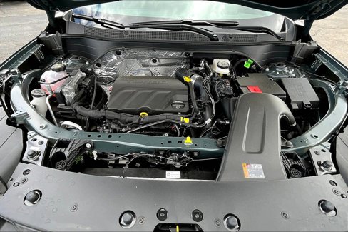 New 2025 Chevrolet Trax LT w/ Sunroof Package image 11