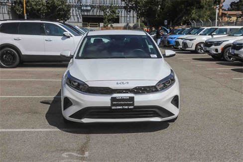 Certified 2023 Kia Forte LXS w/ LXS Technology Package image 3
