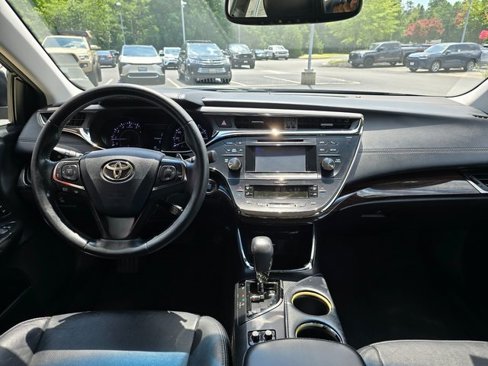 Used 2013 Toyota Avalon XLE Touring image 11