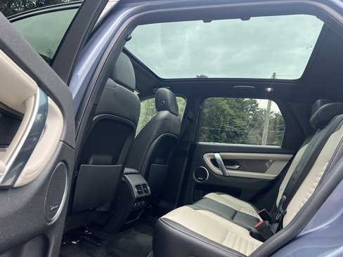 Used 2020 Land Rover Discovery Sport SE R-Dynamic image 46