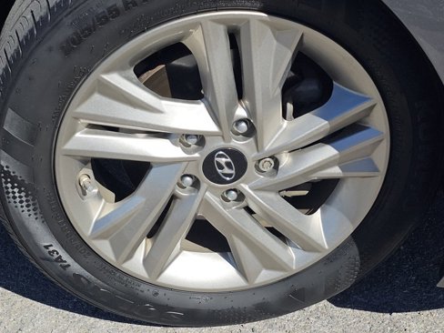 Used 2019 Hyundai Elantra SEL w/ Cargo Package image 16