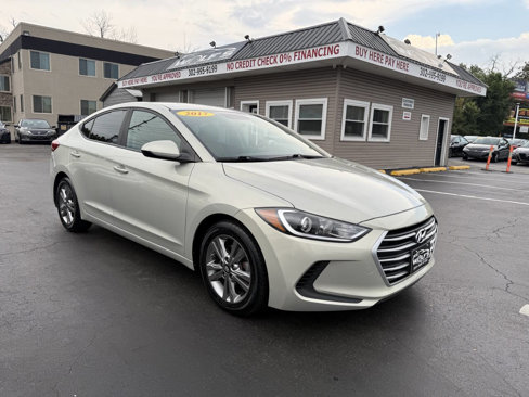 Used 2017 Hyundai Elantra SE image 4