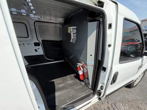 Used 2015 RAM ProMaster City Tradesman SLT w/ Rear Back-up Camera Group image 12