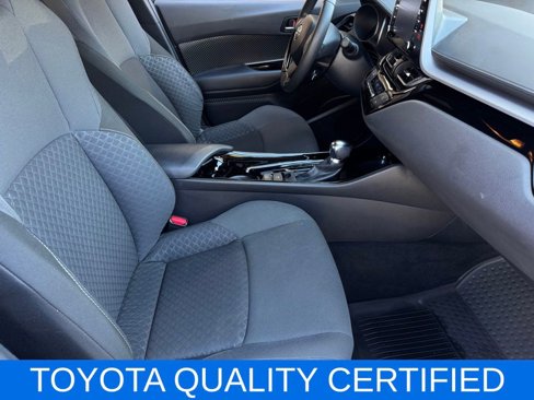 Certified 2022 Toyota C-HR Nightshade image 18