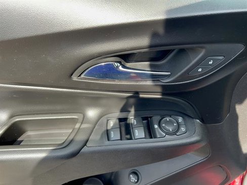 Used 2019 Chevrolet Equinox LT image 13