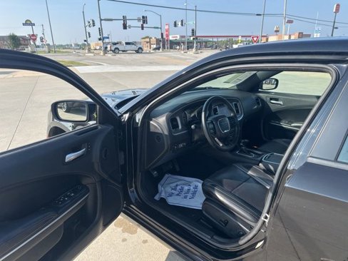 Used 2022 Dodge Charger SXT w/ Leather Interior Group image 13