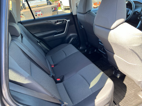 Used 2024 Toyota RAV4 XLE image 21