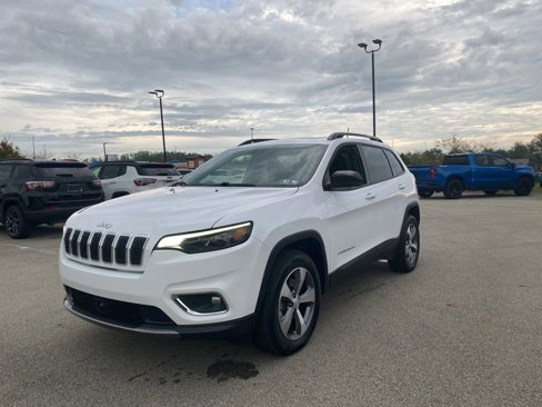 Used 2022 Jeep Cherokee Limited w/ Mopar Interior Package image 5