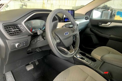 Certified 2020 Ford Escape SE image 16