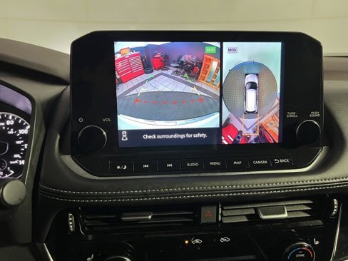 Used 2022 Nissan Rogue SL w/ SL Premium Package image 17