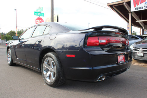 Used 2011 Dodge Charger R/T image 12