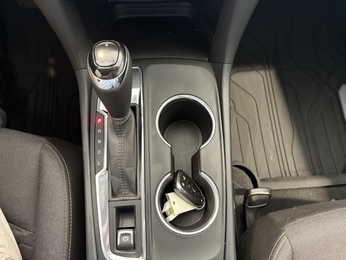 Used 2021 Chevrolet Equinox LT image 20