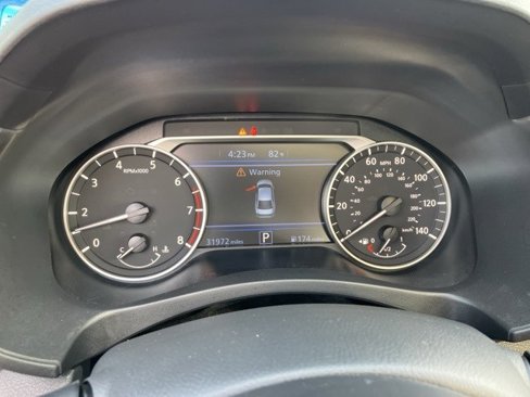 Used 2022 Nissan Altima 2.5 SV w/ SV Premium Package image 16