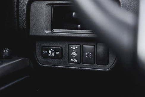 Used 2019 Toyota Tacoma Limited image 22