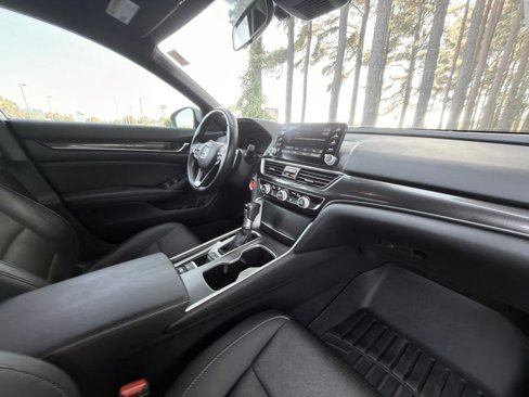 Used 2019 Honda Accord Sport image 16