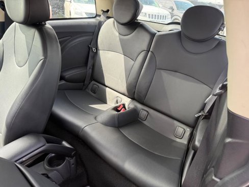Used 2012 MINI Cooper Hardtop image 11